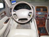 1996 Lexus LS 400 Dashboard