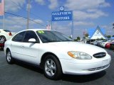 2003 Vibrant White Ford Taurus SE #4091209