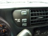 2002 Chevrolet S10 Extended Cab 4x4 Controls