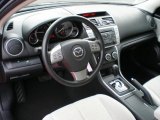 2010 Mazda MAZDA6 i Sport Sedan Gray Interior