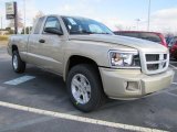 2011 Dodge Dakota Big Horn Extended Cab Front 3/4 View