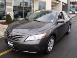 2009 Magnetic Gray Metallic Toyota Camry LE V6 #41423772