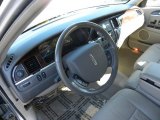 2007 Lincoln Town Car Signature Medium Light Stone Interior