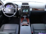 2010 Volkswagen Touareg VR6 FSI 4XMotion Dashboard
