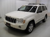 2005 Stone White Jeep Grand Cherokee Limited #41632097