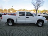 Bright White Dodge Dakota in 2007