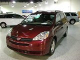 2005 Salsa Red Pearl Toyota Sienna LE #409946