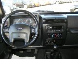 2006 Jeep Wrangler Unlimited Rubicon 4x4 Dashboard
