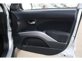 2009 Mitsubishi Outlander ES 4WD Door Panel