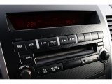2009 Mitsubishi Outlander ES 4WD Controls