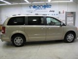 2008 Chrysler Town & Country Limited