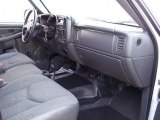 2004 Chevrolet Silverado 2500HD LS Extended Cab 4x4 Dashboard