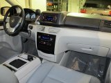 2009 Volkswagen Routan SEL Dashboard