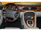 2003 Jaguar XJ XJR Dashboard