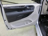 2011 Chrysler Town & Country Touring Door Panel