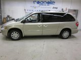 2006 Linen Gold Metallic Chrysler Town & Country Limited #42440129