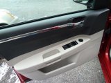 2007 Chrysler 300 Touring AWD Door Panel