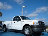 2006 Ford F150 XL Regular Cab Front 3/4 View