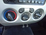 2009 GMC Canyon SLE Crew Cab 4x4 Controls