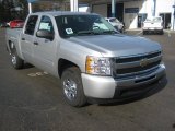 2011 Chevrolet Silverado 1500 LS Crew Cab Front 3/4 View