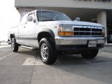 1996 Stone White Dodge Dakota Sport Extended Cab 4x4 #42596993