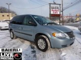 2005 Chrysler Town & Country LX