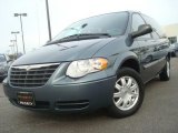 2007 Magnesium Pearl Chrysler Town & Country Touring #42681748