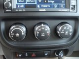 2011 Jeep Patriot Latitude X Controls