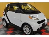 2009 Crystal White Smart fortwo passion coupe #42809445