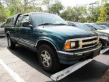 1997 Fairway Green Metallic Chevrolet S10 LS Extended Cab 4x4 #42873564