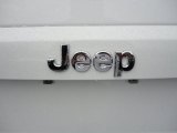 2011 Jeep Compass 2.4 Latitude 4x4 Marks and Logos