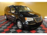 2008 Brilliant Black Crystal Pearlcoat Chrysler Town & Country Limited #42990507