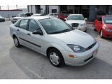 2004 Ford Focus LX Sedan Front 3/4 View