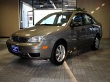 2005 Arizona Beige Metallic Ford Focus ZX4 SE Sedan #43079694