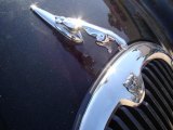 2004 Jaguar S-Type 3.0 Marks and Logos