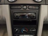 2005 Ford Mustang V6 Deluxe Convertible Controls