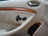 2004 Mercedes-Benz CLK 320 Cabriolet Door Panel