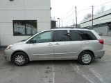 2004 Toyota Sienna LE