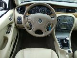 2004 Jaguar X-Type 2.5 Steering Wheel