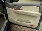 2009 Chevrolet Avalanche LT Door Panel