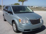 2008 Clearwater Blue Pearlcoat Chrysler Town & Country LX #4328649