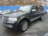 Alloy Metallic Lincoln Navigator in 2007