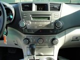 2011 Toyota Highlander V6 Controls
