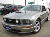 2008 Vapor Silver Metallic Ford Mustang GT Deluxe Coupe #43441634