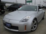 2006 Nissan 350Z Grand Touring Coupe Front 3/4 View