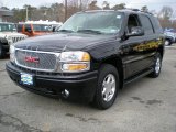 2004 GMC Yukon Denali AWD