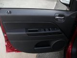 2011 Jeep Compass 2.4 Latitude Door Panel