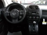 2011 Jeep Compass 2.4 Latitude Dashboard