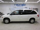 2005 Stone White Chrysler Town & Country Limited #43781398