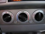 2005 Toyota Tacoma PreRunner TRD Sport Double Cab Controls